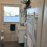 Seestern Mit Kleinem Suedbalkon, 100m Zum * Steinhude