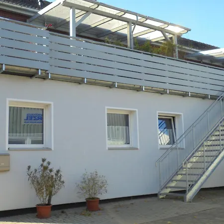 Seestern Mit Kleinem Suedbalkon, 100m Zum * Steinhude