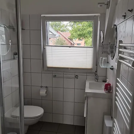 Appartement Seestern Mit Kleinem Suedbalkon, 100m Zum Steinhude