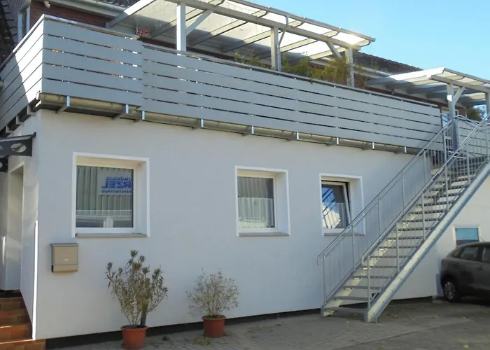 Seestern Mit Kleinem Suedbalkon, 100m Zum * Steinhude
